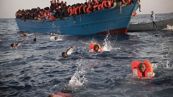 روزانه ۵ مهاجر در آب‌های مدیترانه در سال ۲۰۲۱ جان باختند