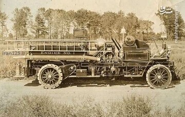 عکس دیده نشده از اولین خودروی آتش نشانی در جهان