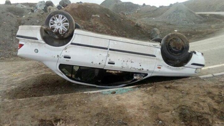 دو فوتی و یک مصدوم به دلیل واژگونی خودرو سمند در قزوین