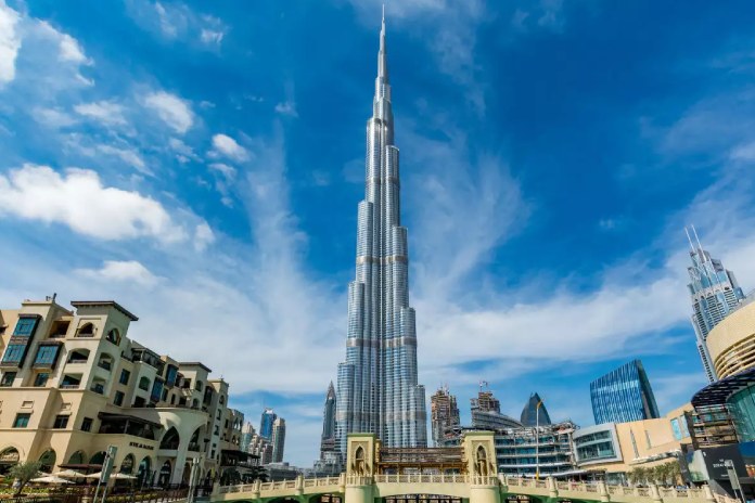 برج خلیفه شاهکاری در دبی 