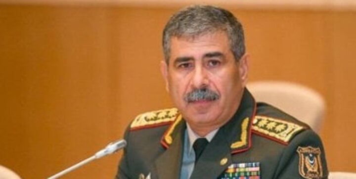 وزیر دفاع جمهوری آذربایجان به تهران می آید