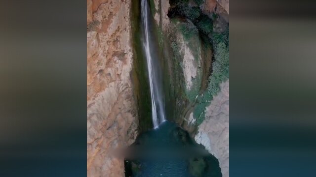 این آبشار یکی از بلندترین آبشارهای ایران است! / فیلم