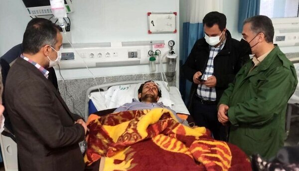عکس | حمله پلنگ به یک مرد در لنگرود