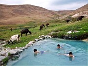 آبشار و چشمه آبگرم سردابه تفرجگاهی در دامنه سبلان