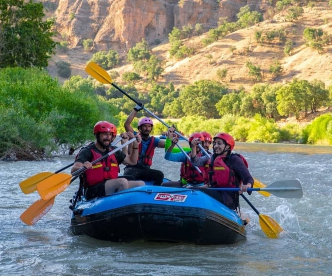 روایت نفیسه حاجاتی از سفر ماجراجویانهاش به رودخانه ارمند