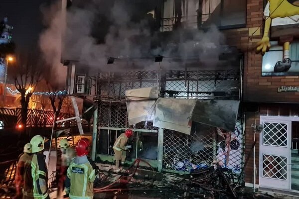 آتش‌سوزی یک مغازه تجهیزات پزشکی در تهران کشته داد