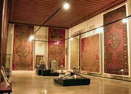 موزه فرش، موزه ‌ای باستانی در تهران 