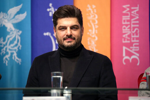 عکس سلبریتی معروف در استخر جنجالی شد!