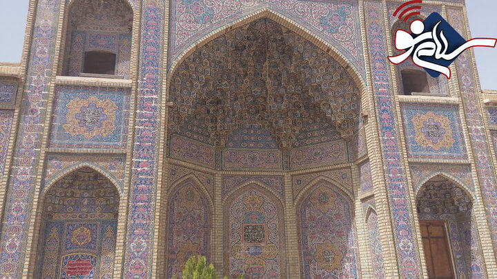 مسجد نصیرالملک، قطعه‌ای از بهشت در شیراز