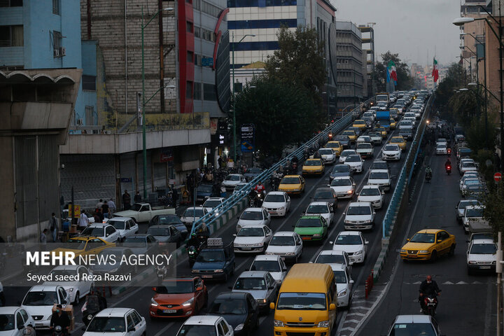 ترافیک در آزادراه کرج – قزوین سنگین است