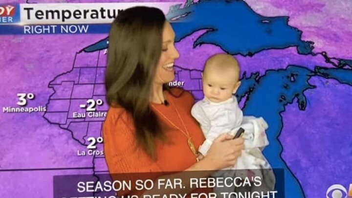 عجیب ترین گزارش هواشناسی توسط مجری زن | حضور خانم هواشناس با نوزاد در بغل / فیلم
