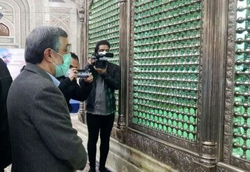 احمدی‌نژاد به حرم امام خمینی(ره) رفت / عکس