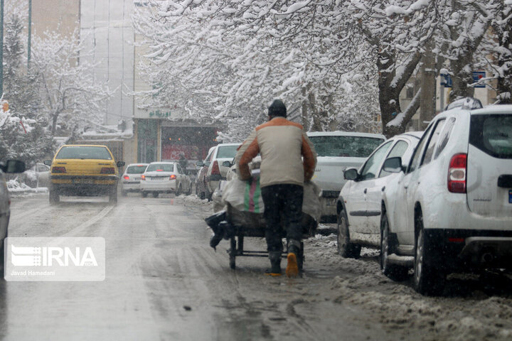 گزارش هواشناسی پنج شنبه ۲۱ بهمن ۱۴۰۰/ کولاک برف و وزش باد شدید در این ۱۵ استان 
