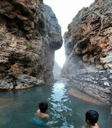 آشنایی با منطقه گردشگری چشمه و آبشار قینرجه تکاب