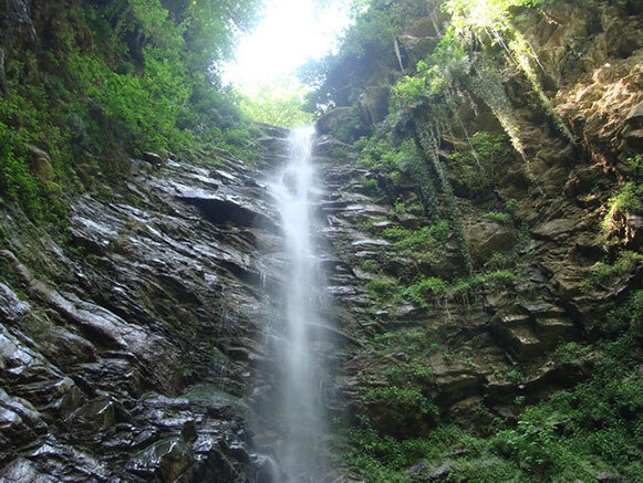 سفری به یکی از بلندترین آبشارهای مازندران