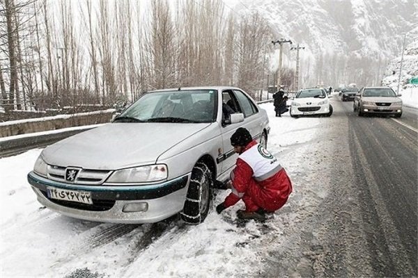 بارش برف در جاده هراز و فیروزکوه