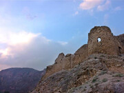 قلعه پولاد مقصد مناسبی برای کوهنوردان و علاقمندان به طبیعت