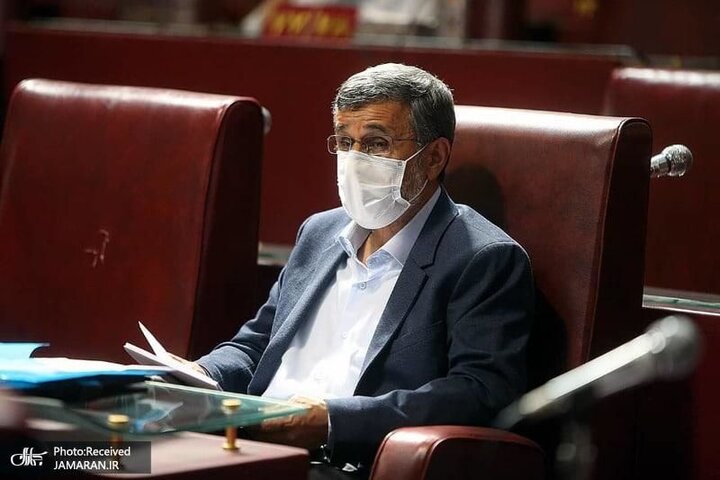 احمدی نژاد: اگر می خواهند بیایند ترور یا حذف کنند؛ بیایند!