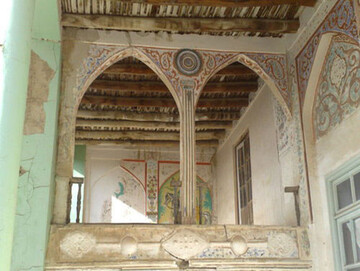 خاروانا، مسجدی که در دوران ایلخانی مورد بازسازی قرار گرفت