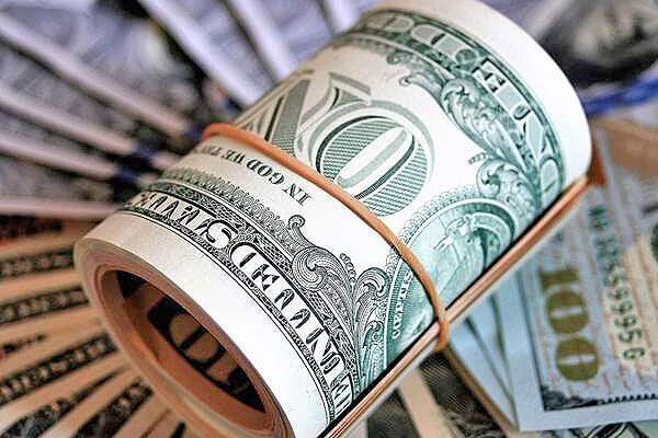 قیمت دلار در بازار آزاد و صرافی‌های بانکی ۵ اسفند ۱۴۰۰ اعلام شد