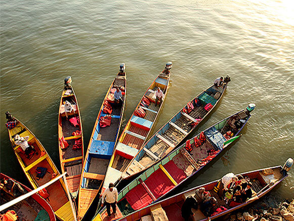 لذت قایق سواری را بر روی پرآب ترین و بزرگ‌ترین رود ایران تجربه کنید 
