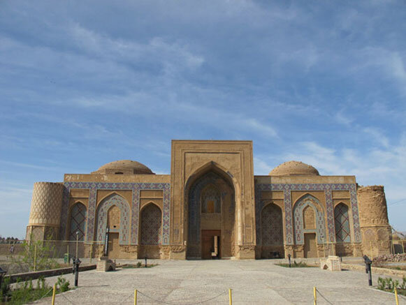 آشنایی با گنجینه‌ای بی نظیر از تزئینات معماری دوره اسلامی