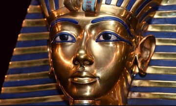 تلاش محققان برای کشف منشاء خنجر مرموز فرعون طلایی مصر