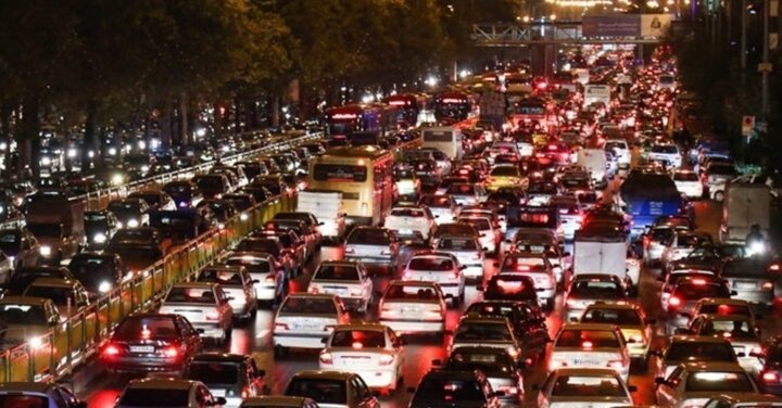  فاجعه مدیریتی ترافیک روز گذشته در تهران / در زمان وقوع زلزله چه اتفاقی در تهران رخ خواهد داد؟!