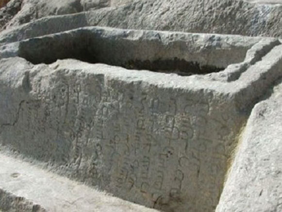 قبرستانی خاموش و مرموز در چابهار قبرستانی خاموش و مرموز در چابهار
