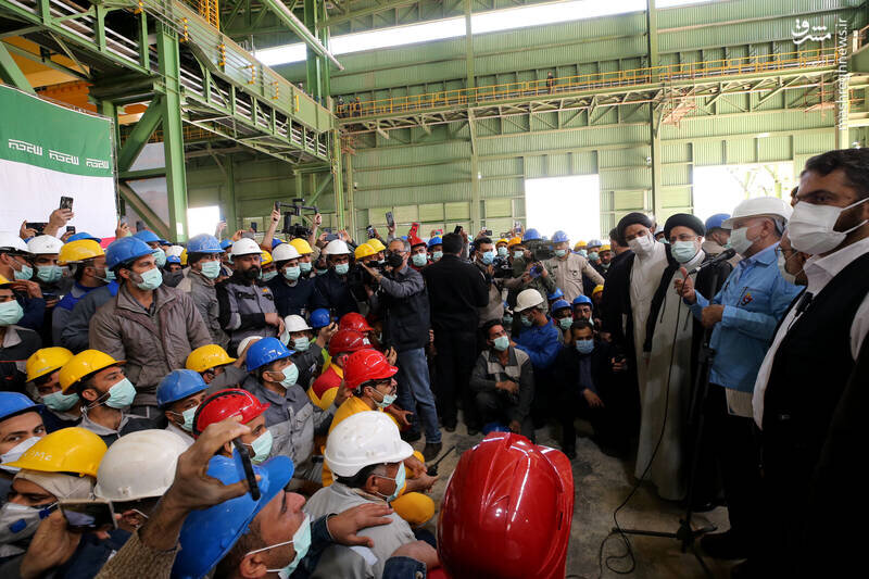رییس‌جمهور از مجتمع تولید فولاد جهان‌آرا بازدید کرد / تصاویر