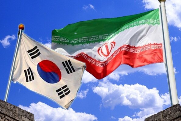 ماجرای رنگ سفید اضافه شده به پرچم ایران در کره جنوبی چیست؟ / تصاویر