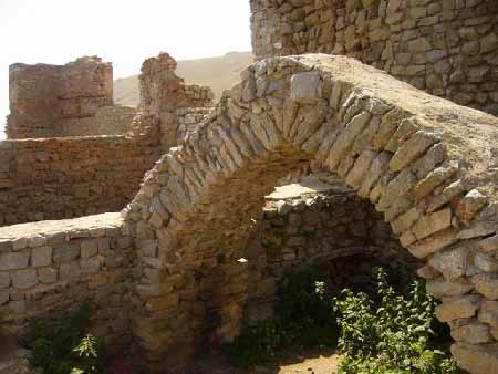 قلعه بابک باشکوه ترین قلعه سنگی ایران 