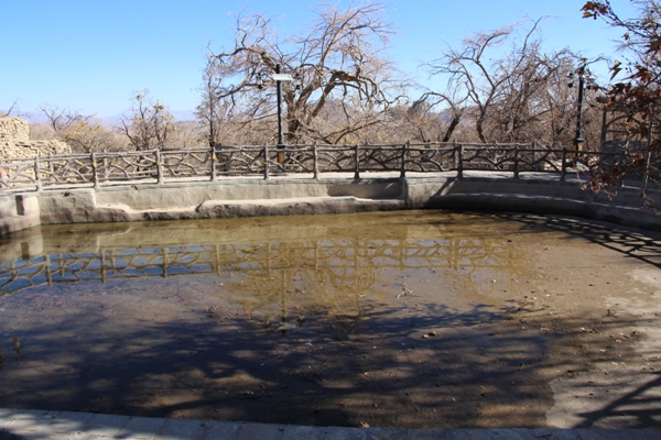 باجگان روستایی با معماری سنگی