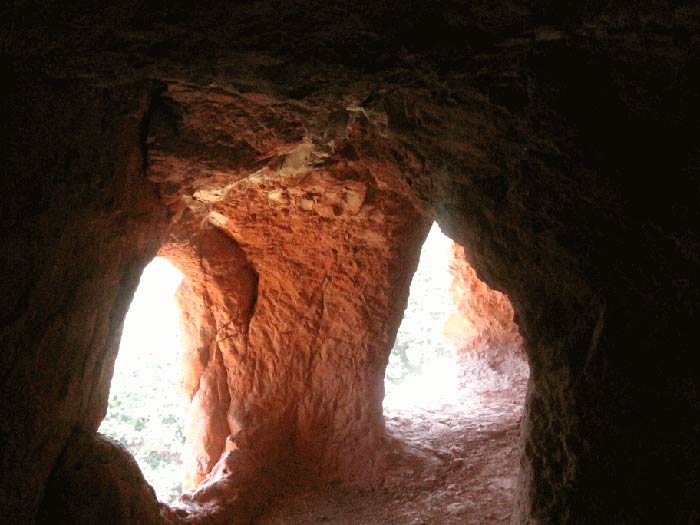 آشنایی با غارهای تاریخی بینه لر