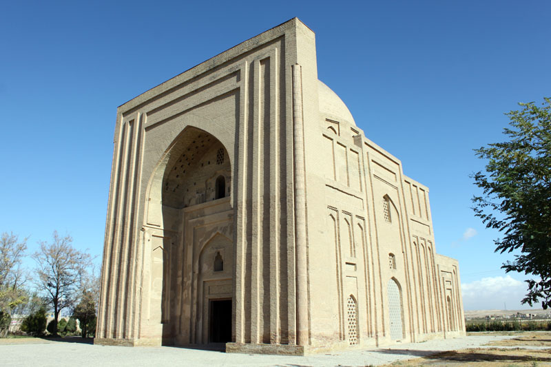 آشنایی با گنبد هارونیه