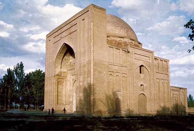 آشنایی با گنبد هارونیه