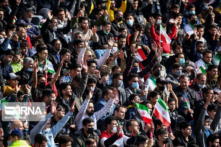 عذرخواهی فرماندار مشهد برای حوادث گاز اشک آور در ورزشگاه امام رضا (ع) عذرخواهی فرماندار مشهد برای حوادث گاز اشک آور در ورزشگاه امام رضا (ع)