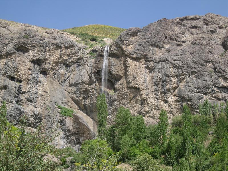 از آبشار سنگان چه می‌دانید؟