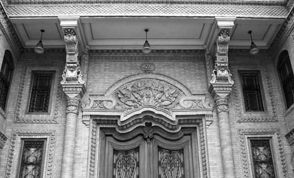 با ساختمان مجلس ملی ایران آشنا شدهاید؟