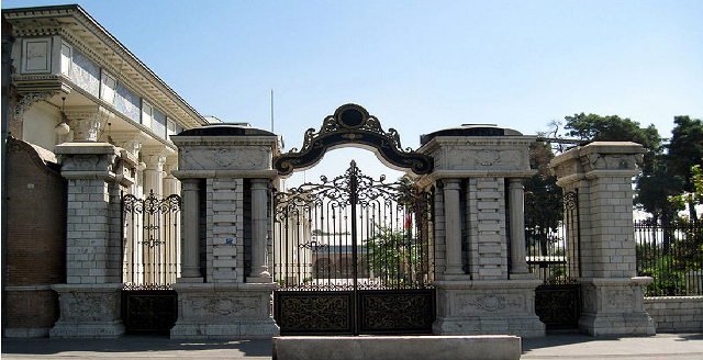 با ساختمان مجلس ملی ایران آشنا شده‌اید؟