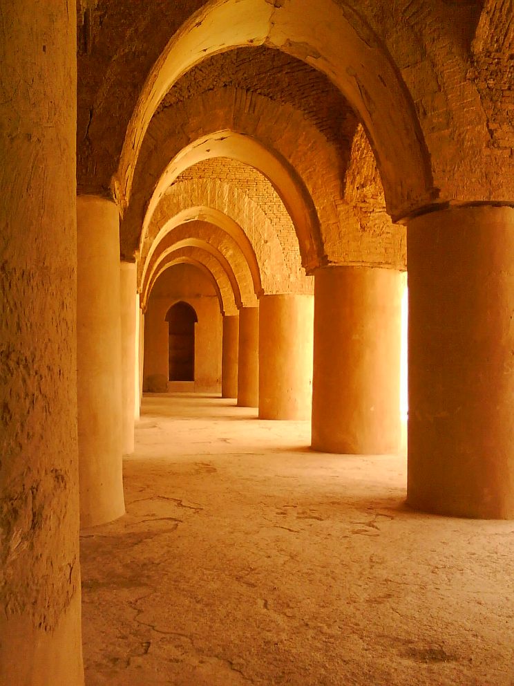 تاریخانه مسجدی به سبک معماری ساسانی