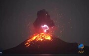 ویدیو تماشایی از لحظه فعال شدن آتشفشان فوئگو گواتمالا با برخورد صاعقه