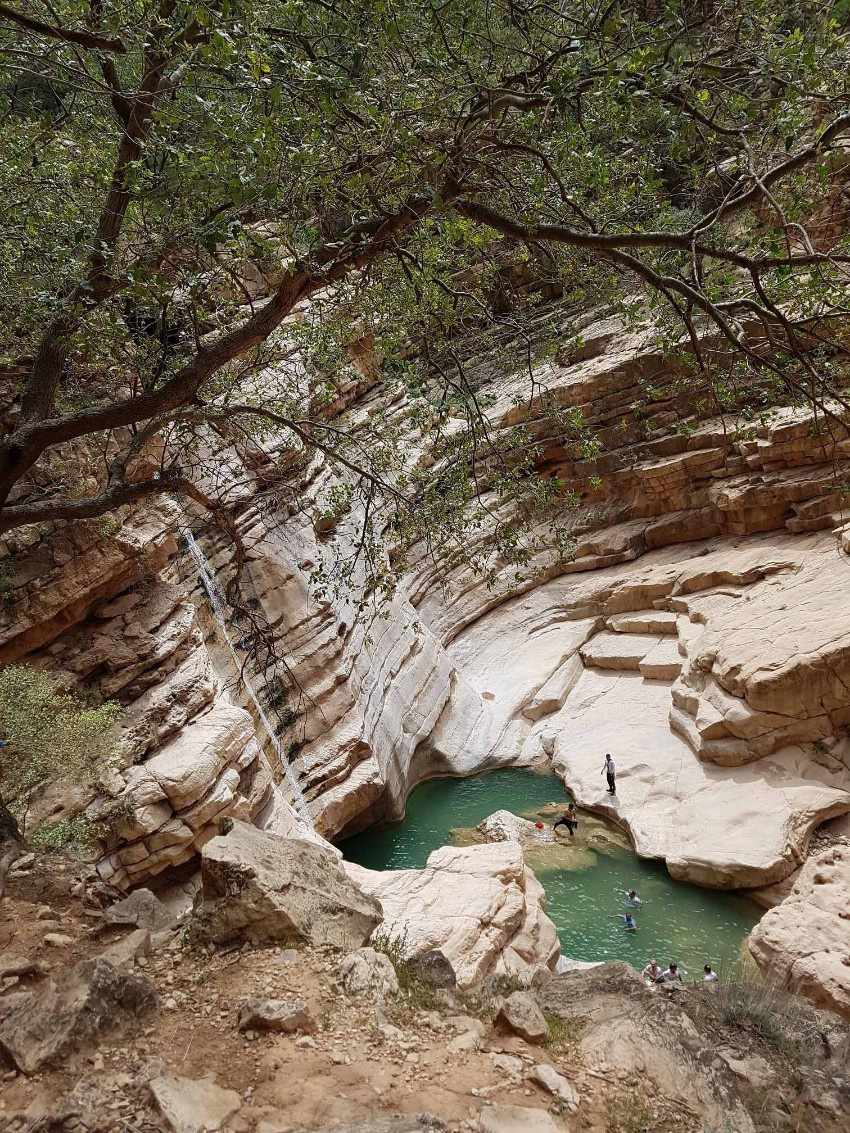 آیا به آبشار سنگ مار دزفول سفر کرده‌اید؟