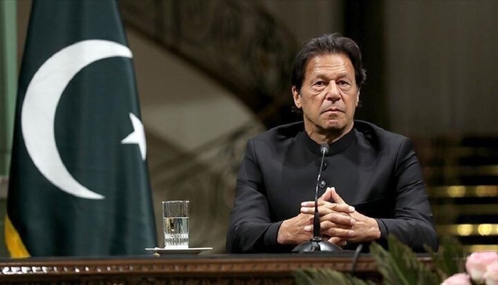 برکناری عمران خان از سمت نخست‌وزیری پاکستان