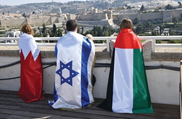 اسرائیل: کشورهای عربی برای نزدیک شدن به ما با هم رقابت می کنند