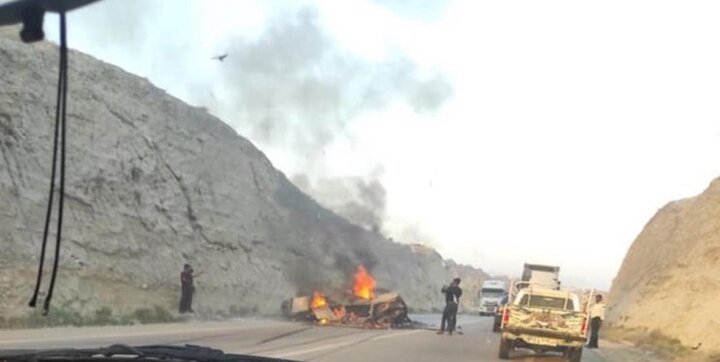 زنده‌سوزی ۷ سرنشین خودرو در آتش