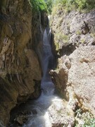 آیا به آبشار و روستای گل آخئر سفر کرده‌اید؟