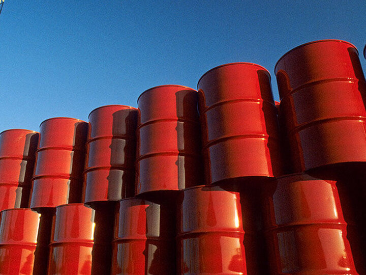 کنگره آمریکا واردات نفت روسیه را ممنوع کرد
