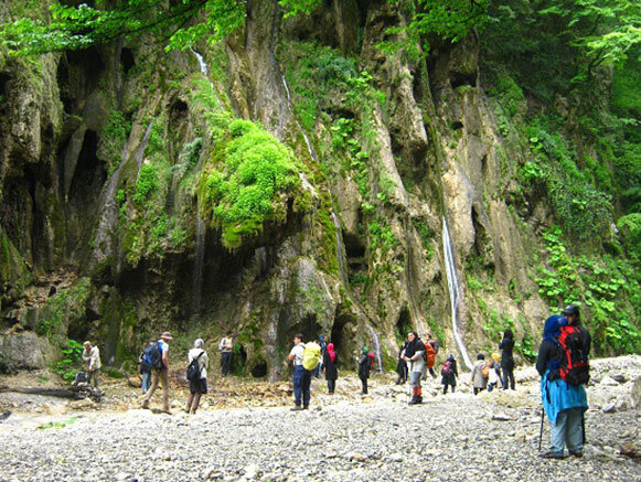 آبشار باران کوه مقصدی مناسب برای گردشگری 