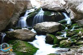 آشنایی با تنگ رود قر آبشاری در دل صخره 